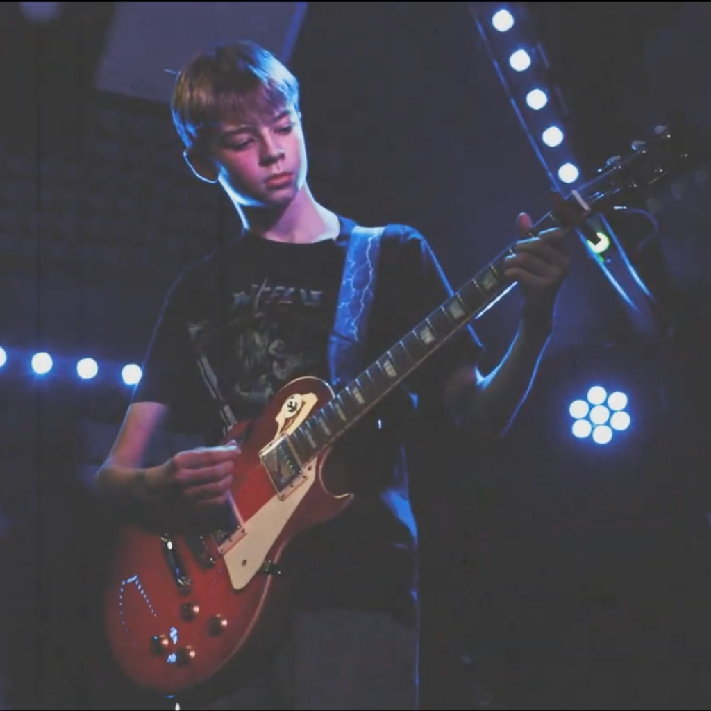 music-franchise-guitar-lesson.jpg